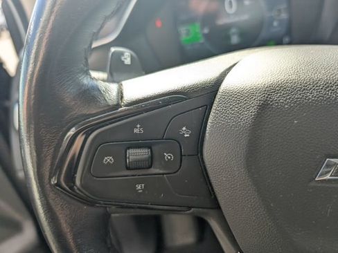 Used 2023 Chevrolet Bolt EUV LT w/ Convenience Package image 16