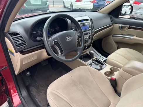 Used 2010 Hyundai Santa Fe GLS image 11