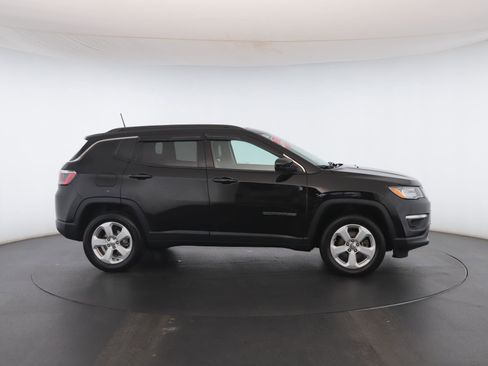 Used 2019 Jeep Compass Latitude w/ Popular Equipment Group image 20
