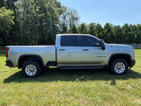 Used 2025 Chevrolet Silverado 2500 W/T w/ WT Convenience Package AWD/4WD image 8
