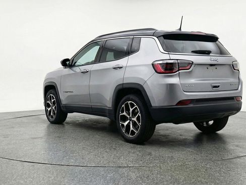 Used 2025 Jeep Compass Limited AWD/4WD image 6