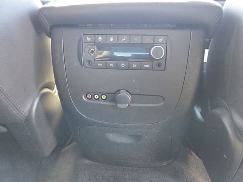 Used 2014 GMC Yukon Denali image 14