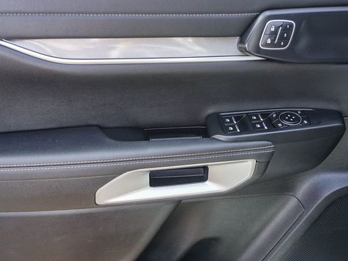 Used 2024 Ford Ranger Lariat w/ FX4 Off-Road Package image 19