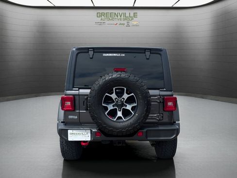 Used 2022 Jeep Wrangler Unlimited Rubicon w/ LED Lighting Group AWD/4WD image 7