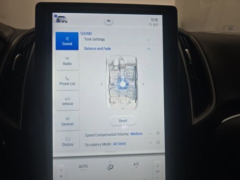 Used 2021 Ford Edge SEL w/ Convenience Package image 25