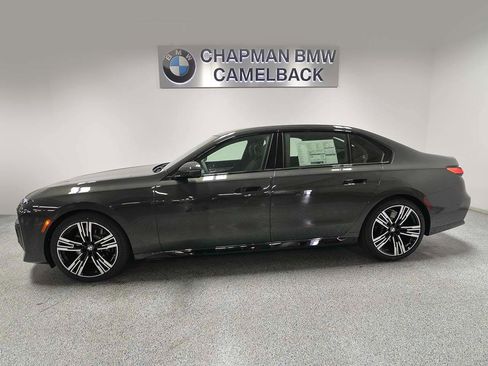 New 2026 BMW 740i w/ Executive Package RWD image 3