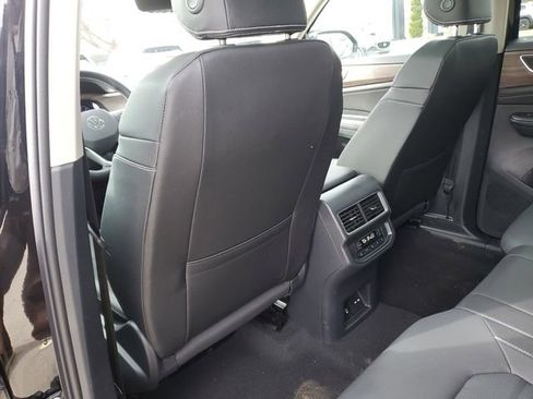 New 2026 Volkswagen Atlas SEL image 15