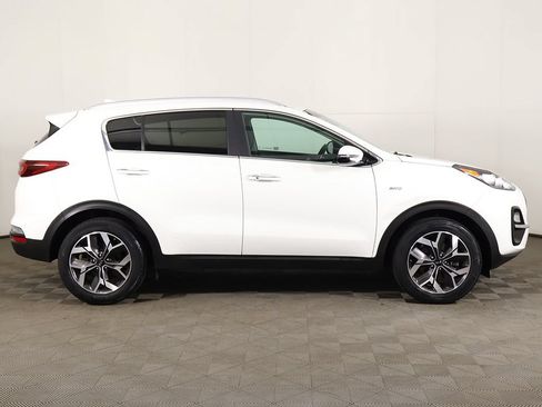 Used 2020 Kia Sportage EX AWD/4WD image 16