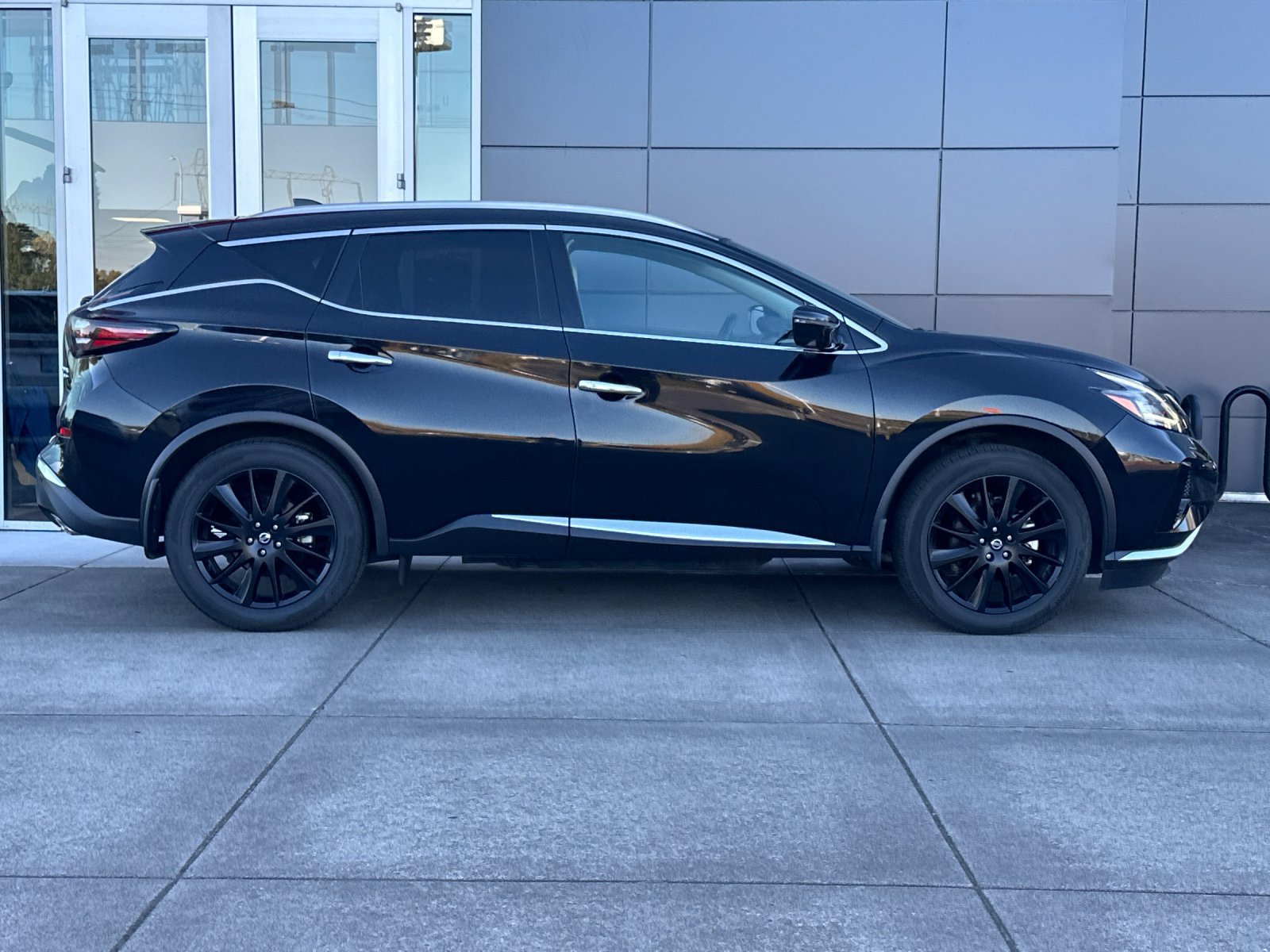 Used 2022 Nissan Murano Platinum w/ Cargo Package AWD/4WD image 3