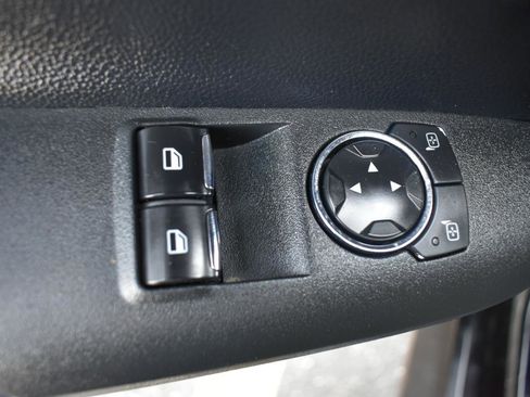 Used 2019 Ford Mustang GT image 35