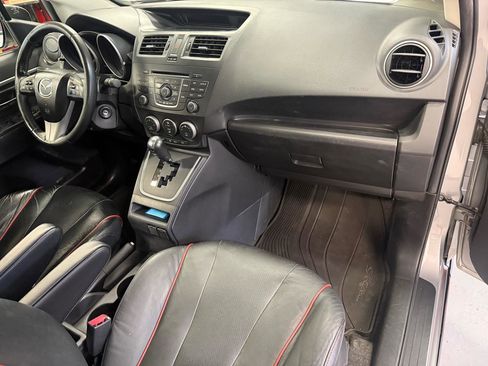 Used 2012 MAZDA MAZDA5 Grand Touring image 34