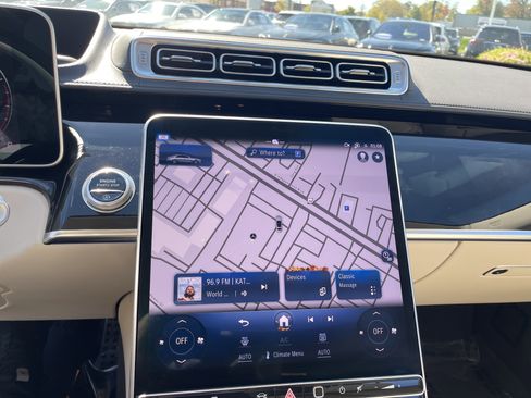 Certified 2023 Mercedes-Benz S 580 4MATIC Sedan image 29