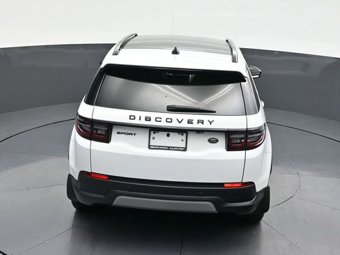 Used 2023 Land Rover Discovery Sport SE image 19