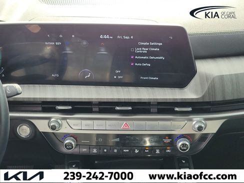 Certified 2024 Kia Telluride EX w/ EX Captain's Chair Package FWD image 20