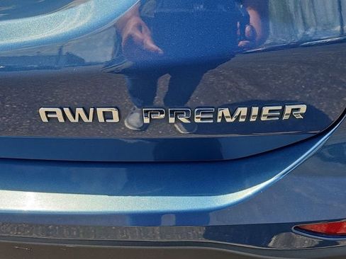 Used 2024 Chevrolet Equinox Premier AWD/4WD image 33