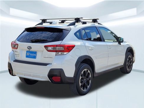 Used 2021 Subaru Crosstrek 2.0i Premium image 6