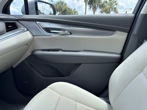 New 2026 Cadillac XT5 Premium Luxury w/ Driver Assist Package FWD image 22