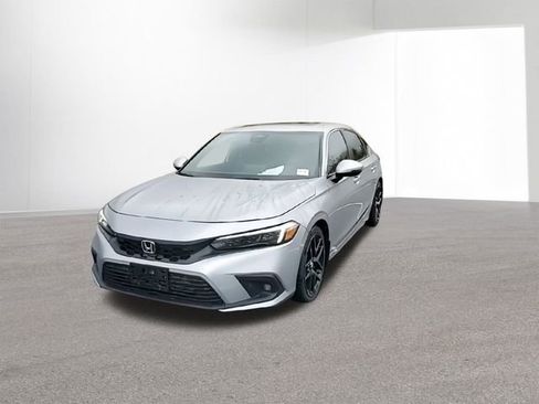 Used 2022 Honda Civic Sport Touring image 3
