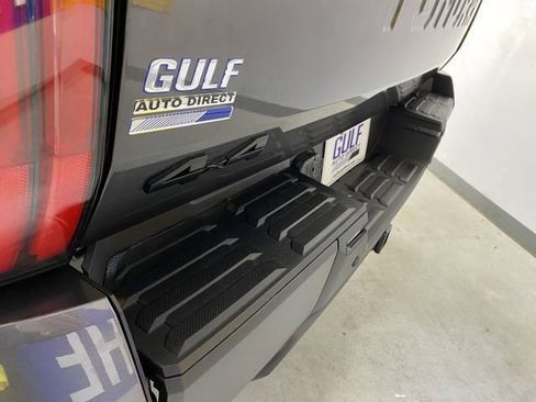 Used 2025 Toyota Tundra Limited w/ TRD Off-Road Package AWD/4WD image 21