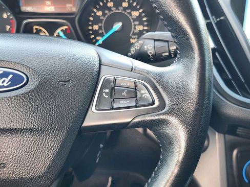 Used 2019 Ford Escape SEL FWD image 28