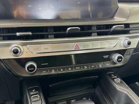 Used 2023 Kia Telluride S w/ S Sunroof Package AWD/4WD image 17