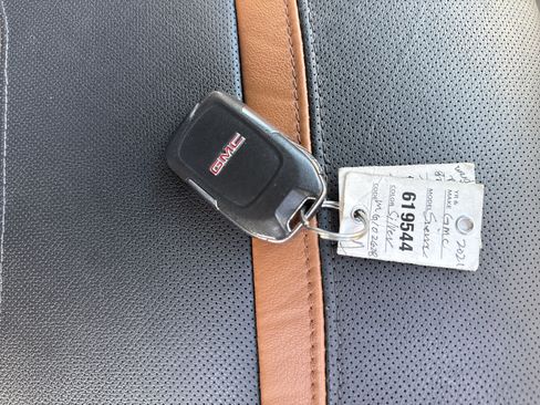 Used 2021 GMC Sierra 1500 AT4 image 22