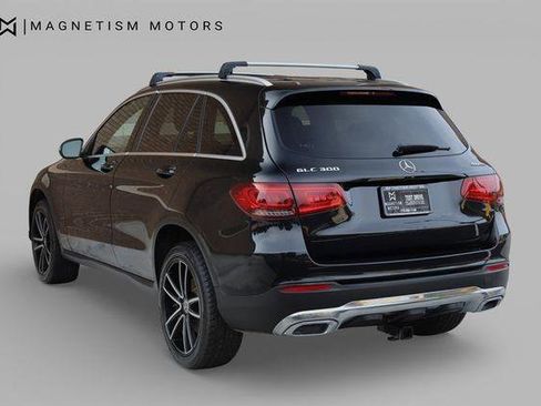 Used 2020 Mercedes-Benz GLC 300 4MATIC image 10