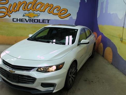 Used 2016 Chevrolet Malibu LT w/ True North Edition image 4