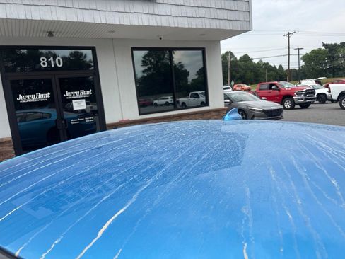 Used 2023 Dodge Charger SXT w/ Blacktop Package AWD/4WD image 12