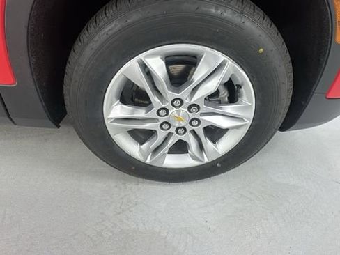 Used 2022 Chevrolet Blazer LT image 9