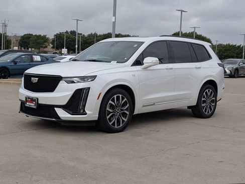 Used 2021 Cadillac XT6 Sport AWD/4WD image 9