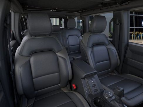 New 2025 Ford Bronco Outer Banks image 10