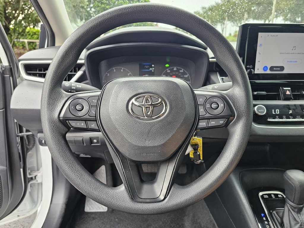 Used 2024 Toyota Corolla LE FWD image 22