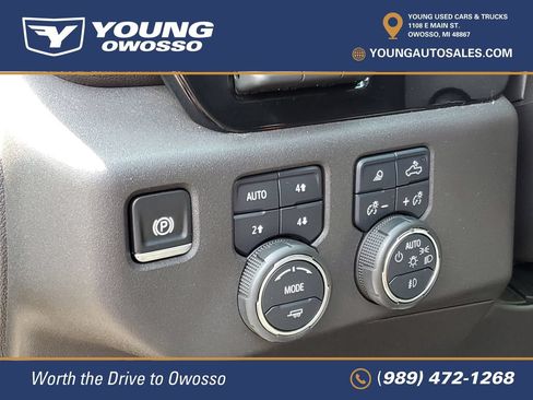 Used 2025 Chevrolet Silverado 1500 ZR2 w/ Technology Package AWD/4WD image 12