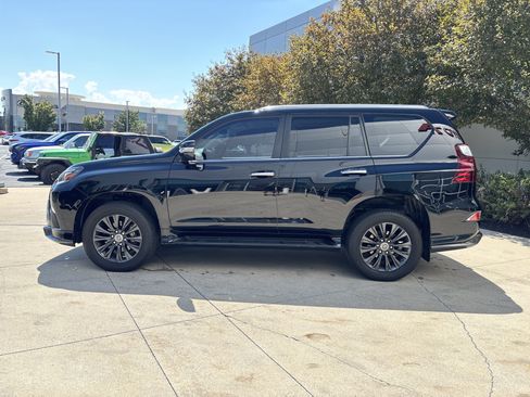 Used 2021 Lexus GX 460 Premium AWD/4WD image 13