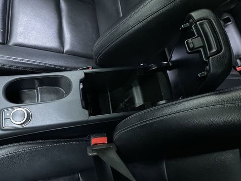 Used 2016 Mercedes-Benz CLA 250 image 24