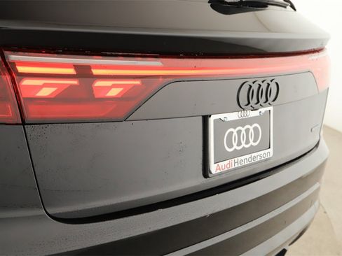 New 2026 Audi Q8 Prestige image 29