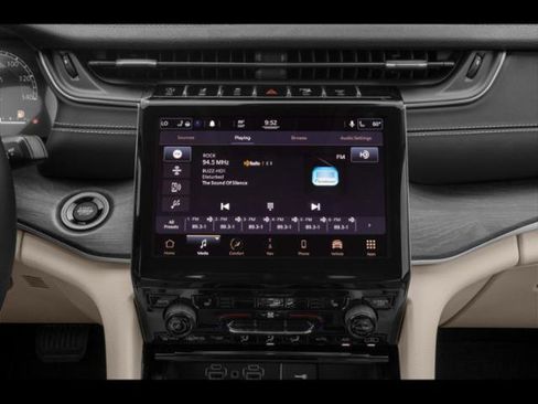 Certified 2021 Jeep Grand Cherokee L Laredo image 7