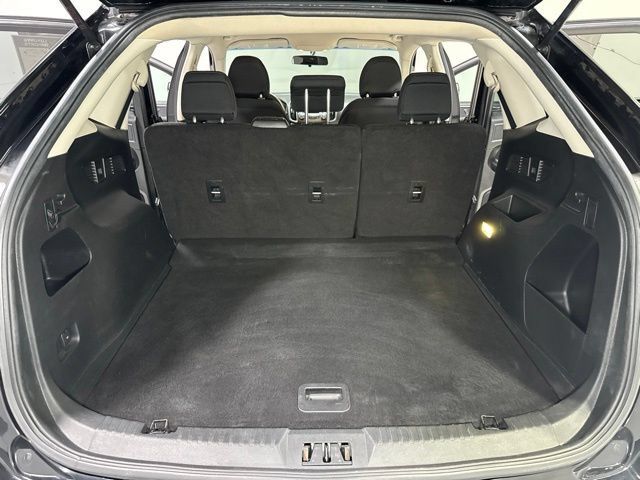 Used 2017 Ford Edge SE AWD/4WD image 23