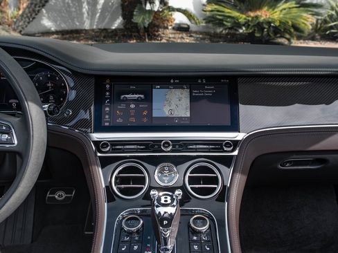 Used 2024 Bentley Continental GT S image 27