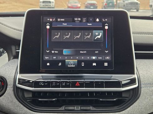 Used 2022 Jeep Compass Latitude w/ Convenience Group image 22