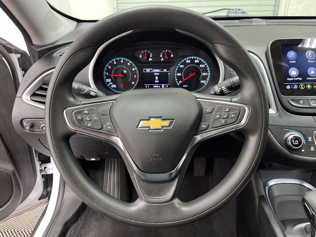 Used 2025 Chevrolet Malibu LT FWD image 17