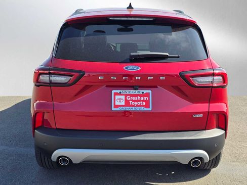 Used 2024 Ford Escape SE w/ PHEV Premium Package FWD image 5