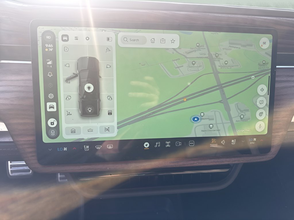 Used 2022 Rivian R1T Adventure AWD/4WD image 13