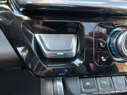 Used 2024 GMC Sierra 1500 Denali w/ Denali Reserve Package image 20