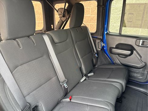 Used 2019 Jeep Wrangler Unlimited Sport S image 20