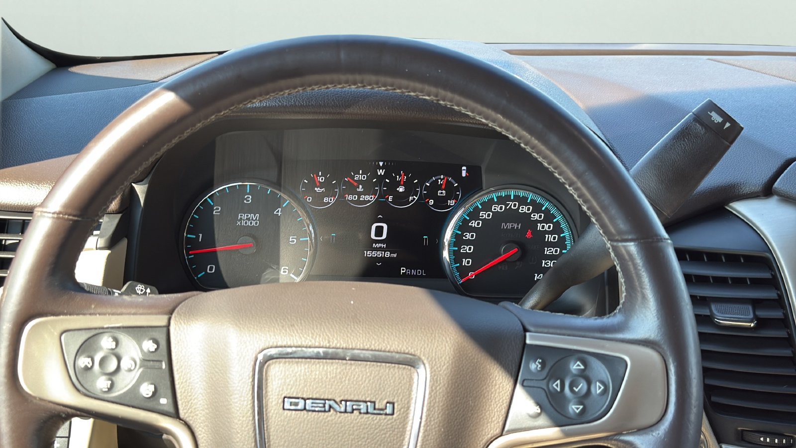 Used 2017 GMC Yukon XL Denali w/ Open Road Package AWD/4WD image 9
