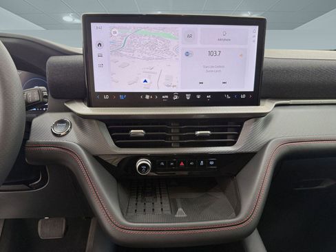 Certified 2025 Ford Explorer ST image 32