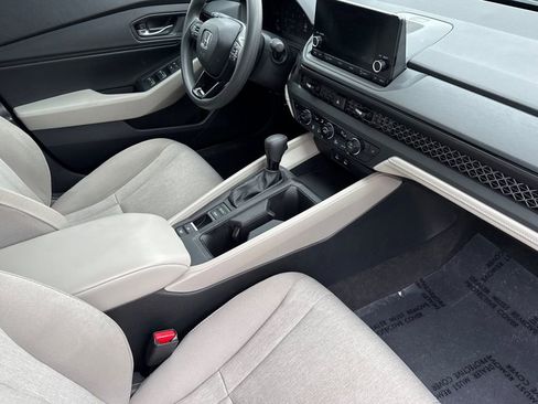 Certified 2023 Honda Accord EX image 18