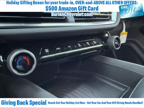 New 2026 Chevrolet Equinox EV LT image 17